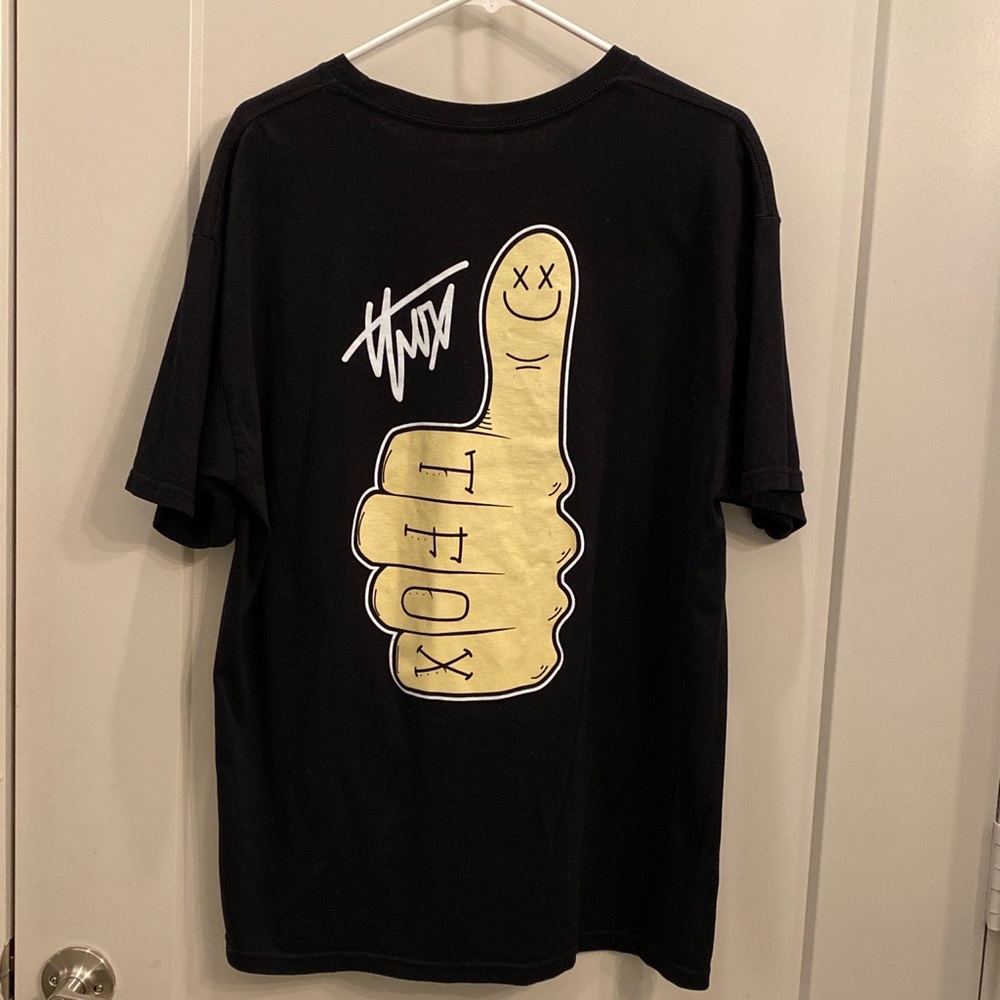 TFoxbrand XL T-shirts “ Thumbs up”
